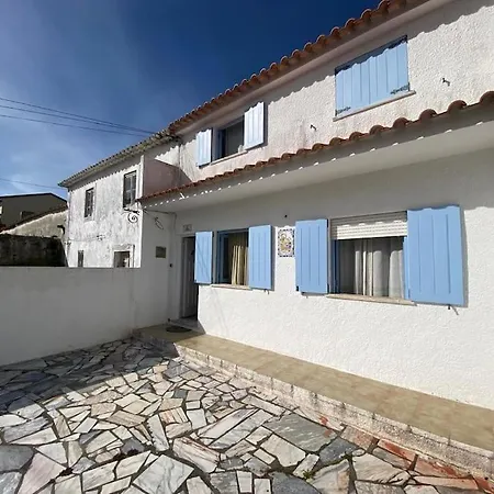 Casa Aconchegante Em Villa Ferrel (Leiria)
